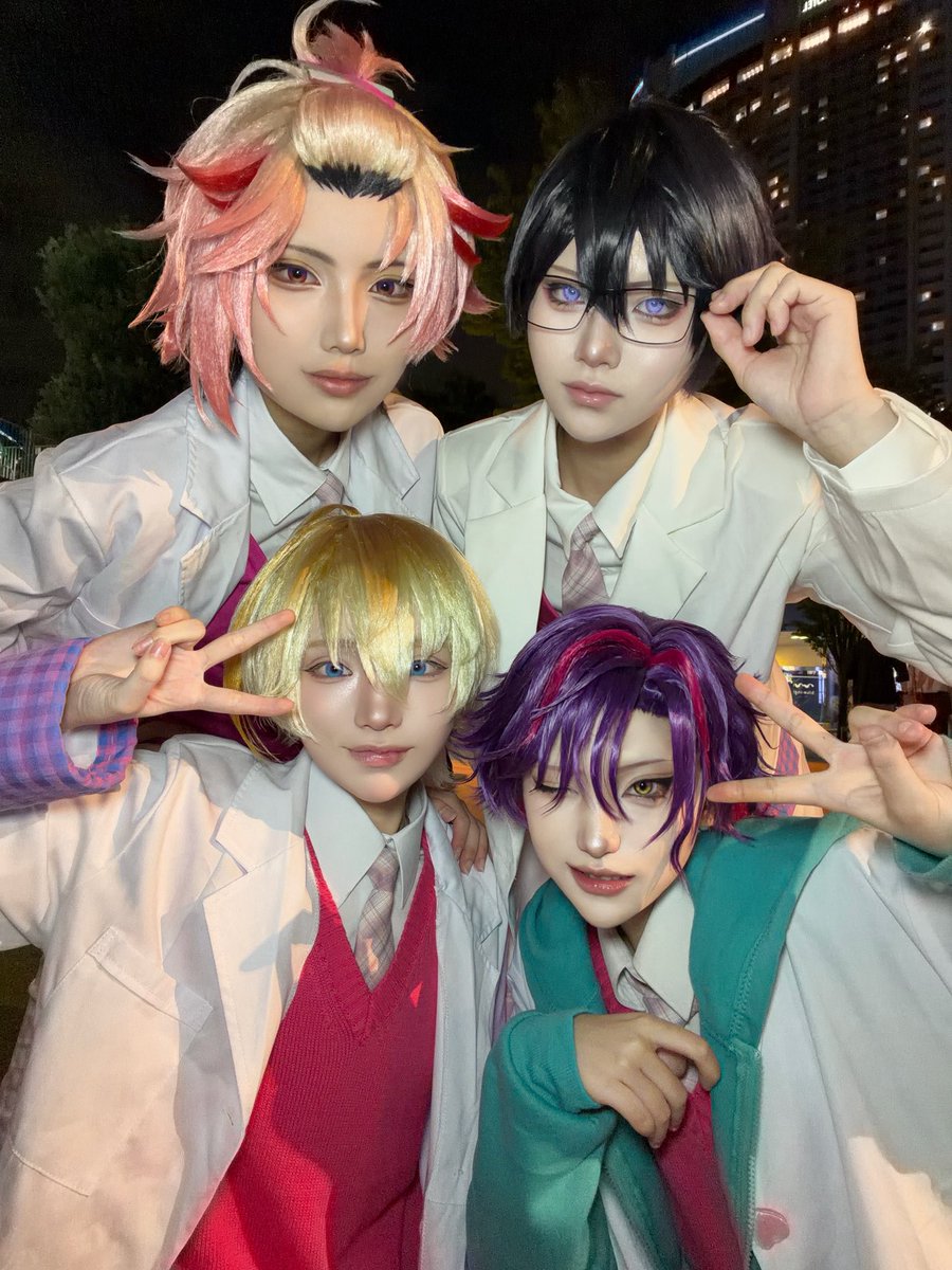 saka_ne312's tweet photo. cos
まじぴちしてきた〜❕🍑
安定に顔良いノリ良いであっという間の1日だった🎶🎶

 #コスフェスTDC https://t.co/MZTaHf8Cha