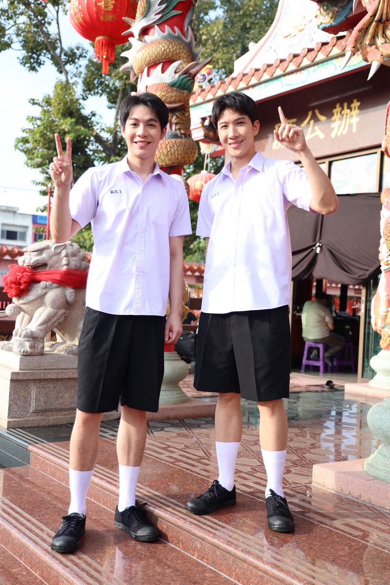 IVSBDragon's tweet photo. เคียงมังกร Q1 
เปิดมาก็เริ่มเรียนรู้กันเลยคับ😳 

#TheInvisibleDragon
#GMMTV
@Firstkpp @myktnw https://t.co/oRz5vFVN1d