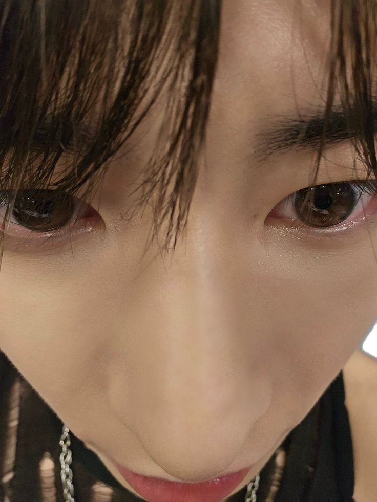 jellybunnnii's tweet photo. the category is taehyun eyes 🌠 https://t.co/M136x3udU4