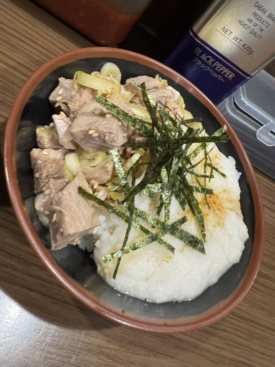 Wasataki's tweet photo. 親の顔 https://t.co/gCKNnjuTyE