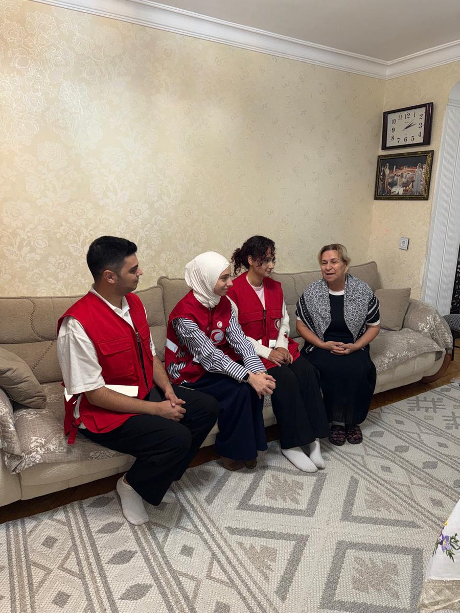 AzRedCrescent's tweet photo. On the occasion of October 5 – World Teachers' Day – volunteers from the Azerbaijan Red Crescent Society visited retired teachers at their homes to offer their congratulations. https://t.co/yVGzm88ohf