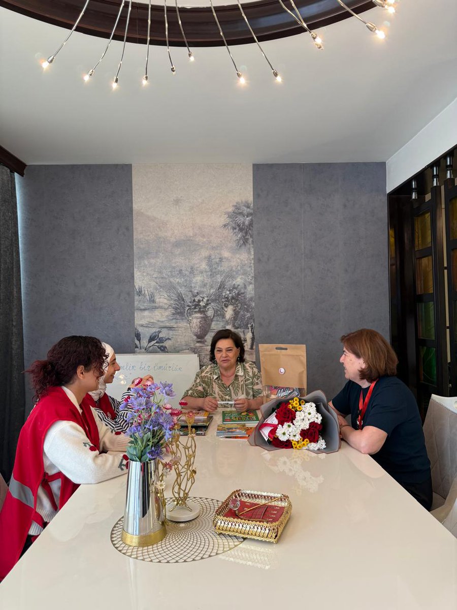 AzRedCrescent's tweet photo. On the occasion of October 5 – World Teachers' Day – volunteers from the Azerbaijan Red Crescent Society visited retired teachers at their homes to offer their congratulations. https://t.co/yVGzm88ohf