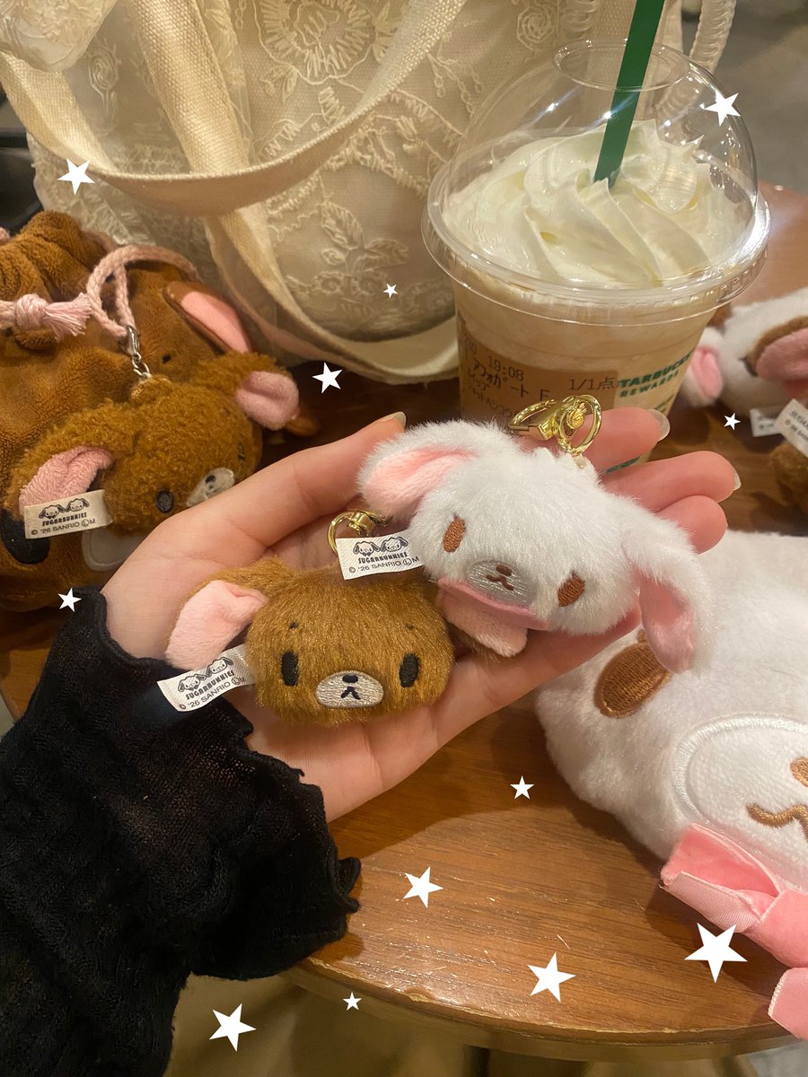 02suum's tweet photo. 幸せな持ち物たち🏹 ₊ ⊹₍ᐢᐢ₎ ᰔᩚ https://t.co/9hiiIfrlzE