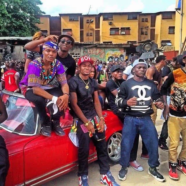 afro_nigeria's tweet photo. Throwback pictures of Wizkid in Ojuelegba! 📸🔙

Guess the musical video! 🥱 https://t.co/aL6vgiCnN1