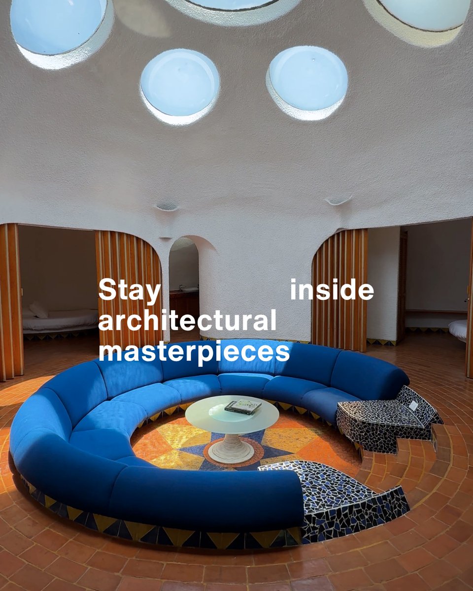 DumanMlt87's tweet photo. Mexico’s most compelling stays go far beyond the coast. Casita’s 500+ design-forward homes include hillside concrete retreats, restored haciendas, beach villas, and architectural landmarks across Oaxaca, Mérida, Careyes, Valle de Guadalupe, and more. https://t.co/L71p7CDZPs