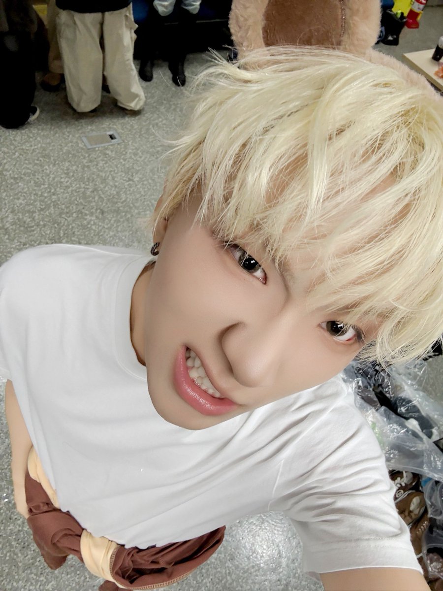 withbonedo's tweet photo. (26105) ⭐ #WOONHAK Weverse Update

🐻🦈

#BOYNEXTDOOR #보이넥스트도어 https://t.co/HOsiIQDlZD