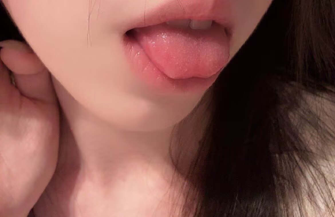 AhosuJ's tweet photo. 00年 163  100 喜欢漫无目的的逛街 喜欢旅游 喜欢安静 一个人微醺 i人格 找一个固搭 对我有耐心 对我好干干净净的玩伴 没有暴力倾向 微卡颜 可🈷 可长短期的固搭 #长沙 https://t.co/uIthKhlmZG