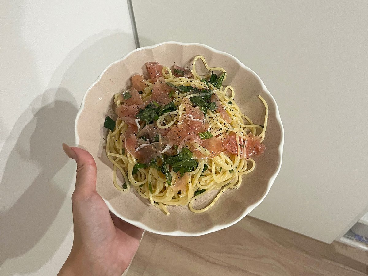 uminch___'s tweet photo. 生ハムと大葉の冷製パスタ🍝 https://t.co/GxZ6KtttJR
