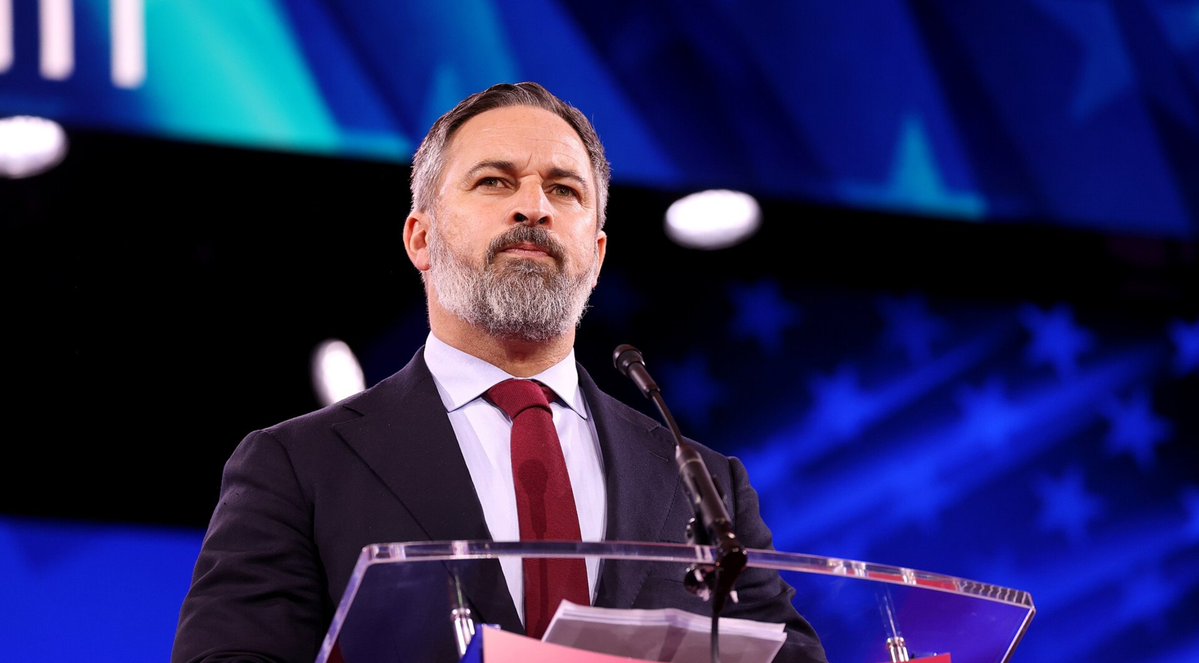 VOXpEspana's tweet photo. Llegó la hora. Abascal presidente. 🇪🇸 https://t.co/GZ4N3DT8DN