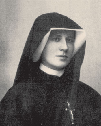 SantaFaustynaES's tweet photo. ¡Buenos días, amigos!

En la fiesta de Santa Faustina: ¡que todos los que hoy necesiten la ayuda del Cielo reciban asistencia por intercesión de Santa Faustina!

¡Que tengan todos un excelente día! https://t.co/f7M7HyTIdl