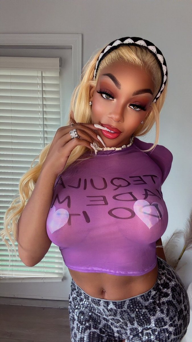 Brezzy_DTN's tweet photo. Spend dat 💜♊️💸

#nyc #newyork https://t.co/0rR6TKtLHl