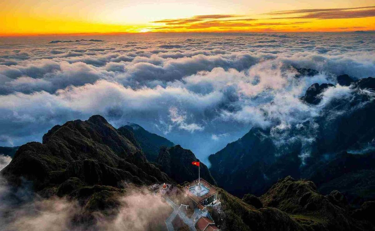 el_macha's tweet photo. Best time to visit Sapa? Every season has its charm: spring flowers, summer rice fields, autumn harvests, and winter mist. Choose your season, then explore by jeep, homestay, or hidden-village trek. https://t.co/WxidkCjy8Q