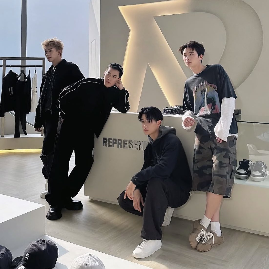 heartmeoaw's tweet photo. ยอดพีระเมะ 🧘🏻‍♀️♥️🧘🏻‍♀️♥️

#RepresentTHXBUS
#KHUNPOL #THAIchayanon https://t.co/iplUw8uUcb