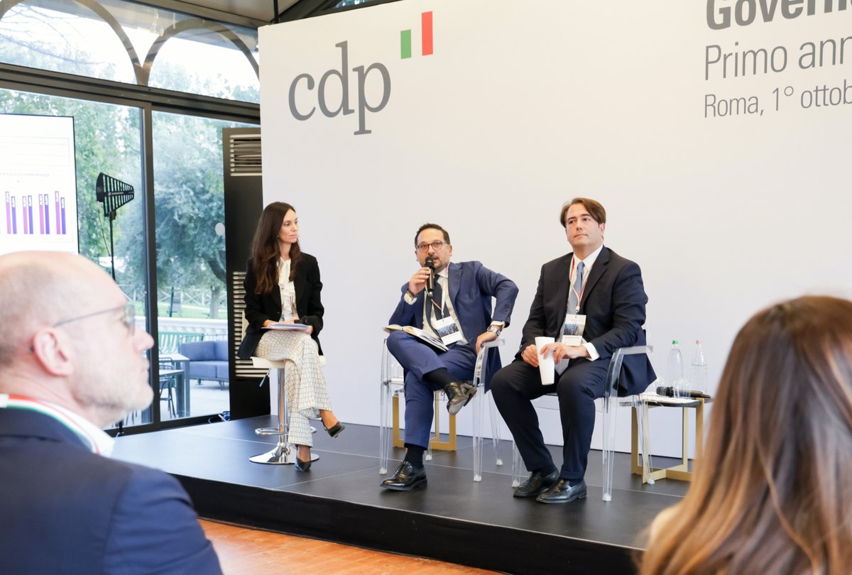 GruppoCDP's tweet photo. La Governance Community lanciata da CDP coinvolge alcune tra le principali realtà economiche italiane. Ne fanno parte 28 società partecipate, quotate e non quotate: @AnsaldoEnergia, Autostrade per l'Italia, CDP Equity, CDP Real Asset SGR, CDP RETI S.p.A, CDP Venture Capital SGR, @eni , @euronext , F2i SGR, @Fincantieri , Fintecna, Fondo Italiano d'Investimento SGR, Gruppo Gpi, GreenIT, HOTELTURIST S.P.A. (TH Resorts), ICSC, @Italgas , @nexigroup, @OpenFiberIT, @polostrategico, @PosteItaliane, Renovit, Saipem, @SIMEST_IT, @snam, @TernaSpA, @GruppoTrevi e @Webuild_Group.