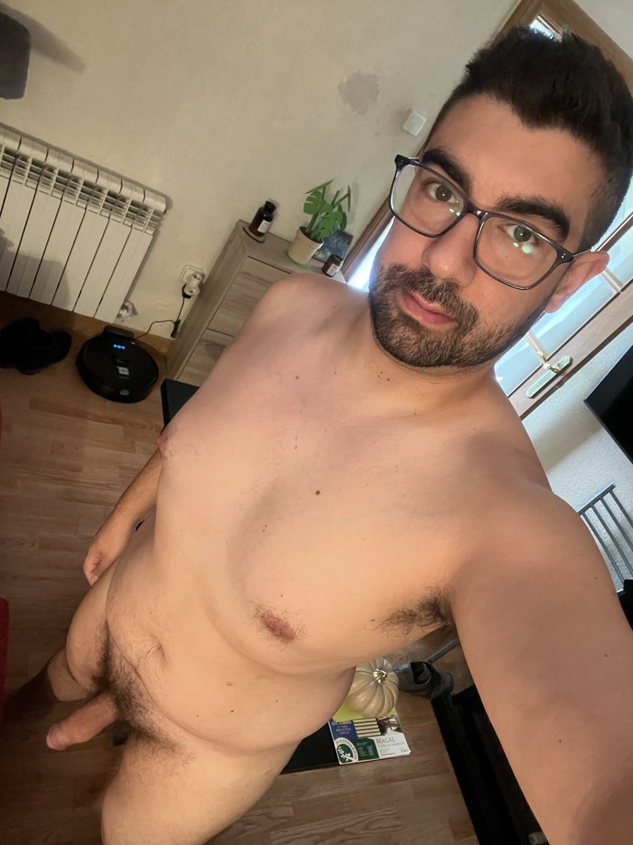 alexdp_93's tweet photo. ¡Buenos días de lunes! 😬😬🥵
#gayboy #gayespaña #gay #softcock #pollablanda #hairycock #pollapeluda #closeup #dickandface #pollaycara #cockandface https://t.co/dHZ36lBufN
