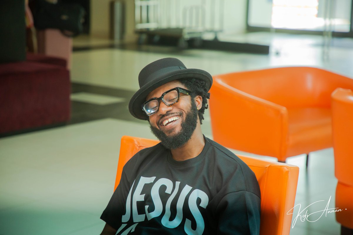 PmTheFinestMc's tweet photo. JESUS IS KING !

#ProductOfGrace #MadebyGod.

Mykford, once again Thank you for this anniversary gift. #PmTheFinestMcAt16

Photocredit: @Kofiannangh1 

#Landlord #MasterCommunicator #Globalicon #LegalHustler #Superstar #MC #Hypeman #VersatileMc
#Energygod #UpnessStill #Blaklaaa https://t.co/LPCzJHu0Di