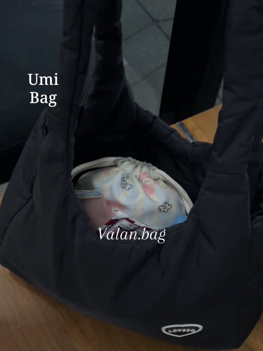ValanBag's tweet photo. 👜กระเป๋าสะพาย Sister bag สีดำ ผ้านุ่มลื่น ตัวปิดกระเป๋าเป็นซิป ใส่ไอแพดได้ ด้านในมีช่องเล็ก
https://t.co/3W4PvKCW6J
#Shopeeaffiliate #ป้ายยา #รีวิว #กระเป๋า #กระเป๋าผ้า #กระเป๋าสะพาย #กระเป๋าแฟชั่น #กระเป๋าผู้หญิง #ลดราคา #bag #ootd #ลดราคา #โปรแรง #กระเป๋าสวยๆ #กระเป๋าน่ารัก https://t.co/yGkDWmQmfS