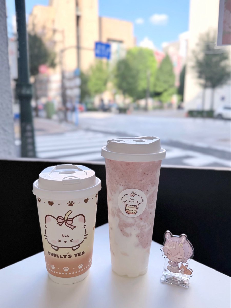 pokpoktr's tweet photo. 📍SHELLY'STEA(池袋)
西池袋にオープンしたミルクティー屋さん🐈‍⬛🎀
ジャスミンミルクティーも美味しかったけどいちごヨーグルトスムージーがめっちゃ美味しかったからおすすめ😿🍓🥛
プレオープン中で1杯買ったら1杯無料券もらえた> ·̫ <✨ https://t.co/xidh13Leb8