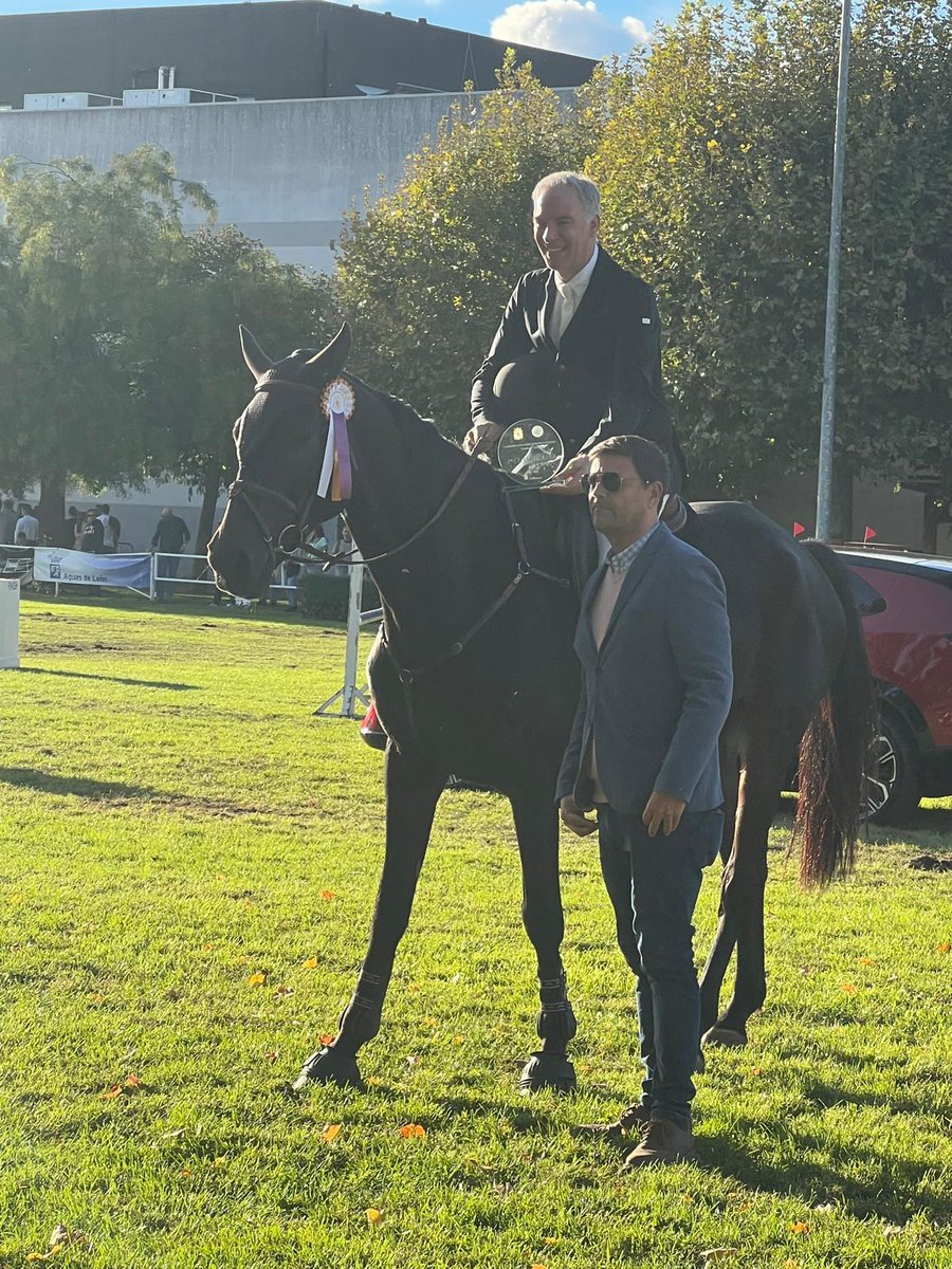 AguasdeLeon's tweet photo. Encantados de haber podido colaborar y ser partícipes de esta cita hípica 💙🏇

¡Enhorabuena a los ganadores! https://t.co/aagdfM19Nn