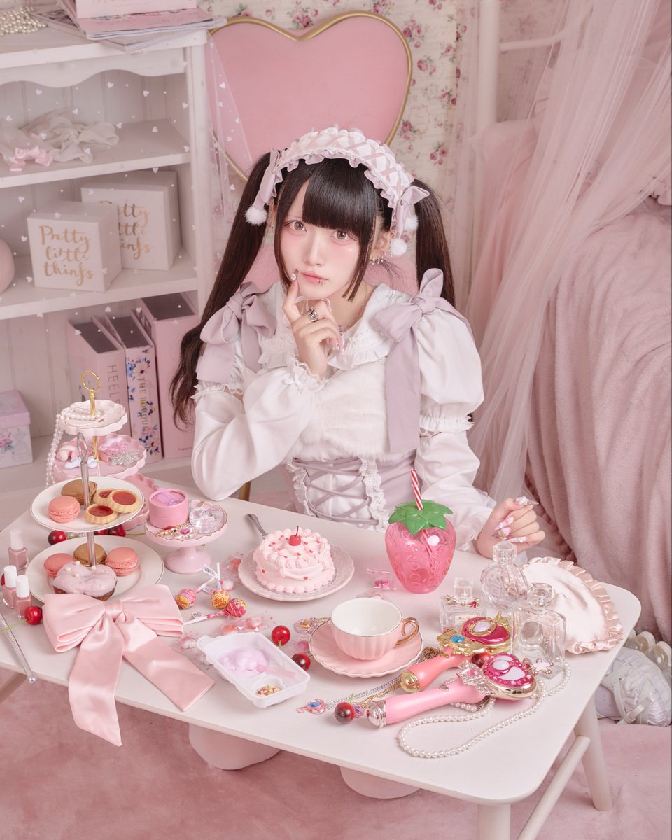romeritual's tweet photo. 🎀RomeRitual

❤︎Fur Ribbon Corset Bustier
❤︎Ribbon Corset Tiered Skirt

10.28(Wed.) 12:00~ release𝜗𝜚 https://t.co/4HABta3vLJ