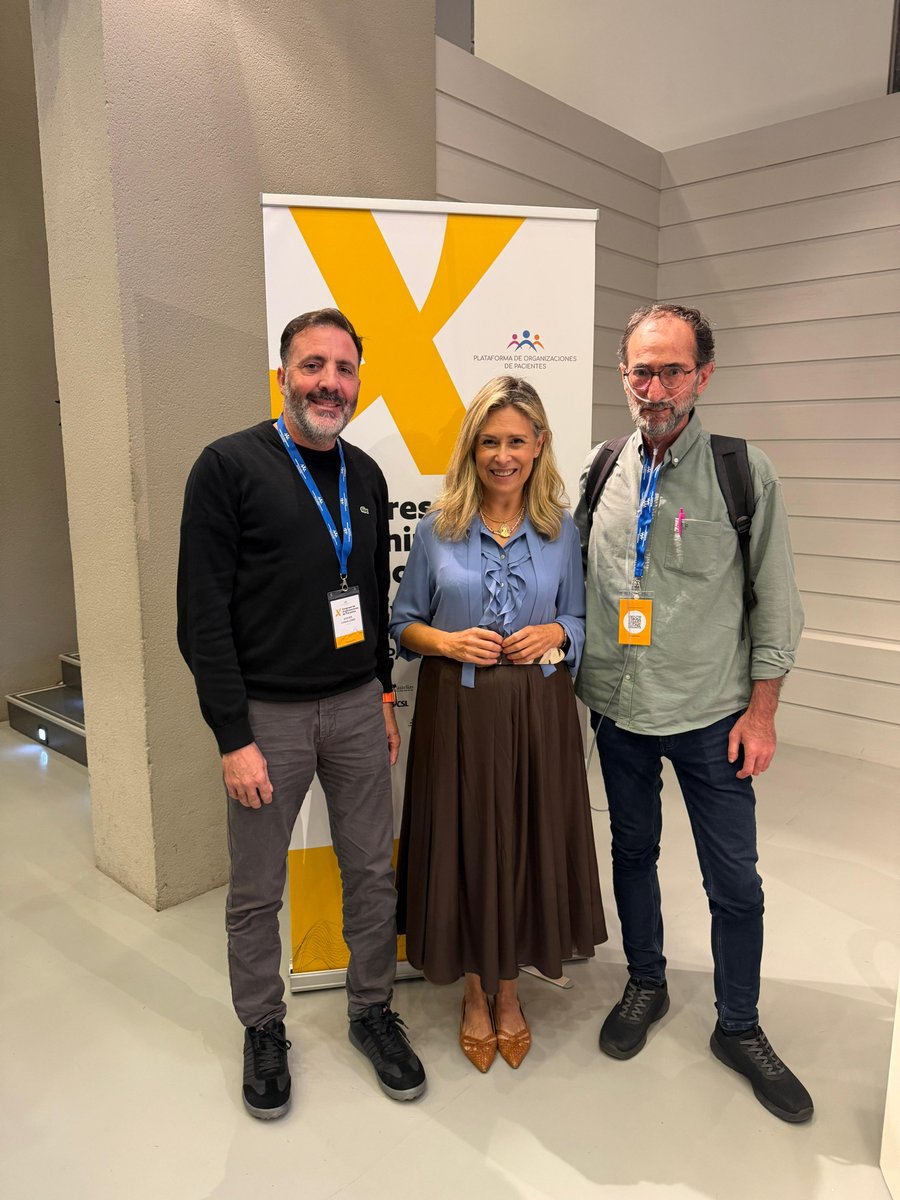 FEFQ_CFspain's tweet photo. 📍 La FEFQ estuvo presente la pasada semana en #XCongresoPOP celebrado en Bilbao.

👥 Asistió Xavier Caballero @xcaballerogo, presidente de Asoc. Murciana FQ @FibrosisQuistic y vicepresidente de FEFQ, que participó también en la formación previa.

ℹ️ Info: https://t.co/BX7131Hl1z https://t.co/49dT1AmyXx