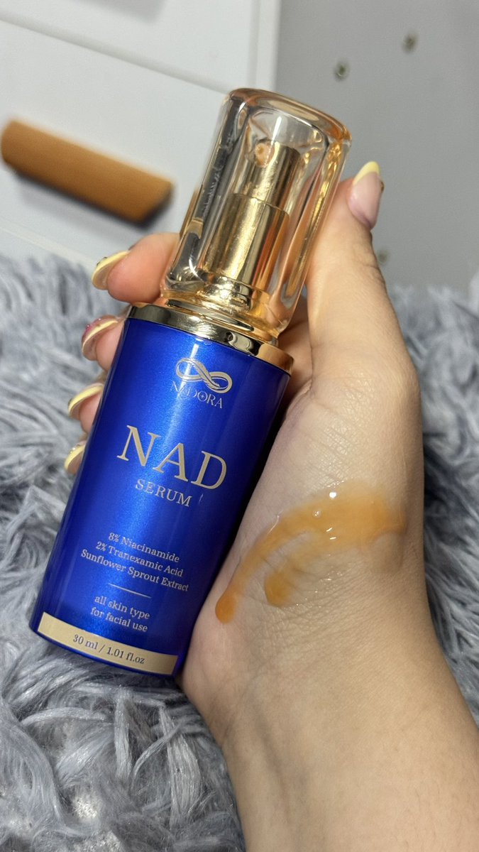ploywarrrr's tweet photo. งานนี้ผิวหน้าต้องสวยฉ่ำพร้อมไปเจอ #ลาเต้คิม แบบใกล้ชิด!✨ตุน NADORA NAD SERUM ไว้ลุ้นสิทธิ์ Lucky Seat 45 ที่นั่ง ในงาน Event HappyNAD วันที่ 25 ต.ค. นี้ ขอให้แต้มบุญทำงาน ได้ไปเจอ #ลาเต้คิม แบบใกล้ชิดสมใจทีเถอะ! 🥺💖 #LatteKim #LatteTNC #kkim_pst #NADORA #NADSERUM #HAPPYNAD https://t.co/IodNd5xNZi