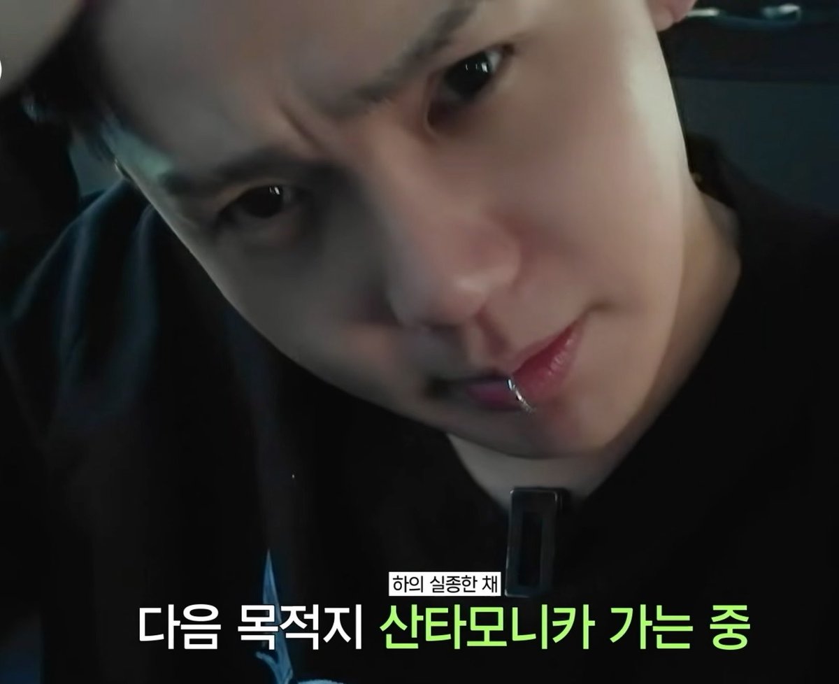 HYUNH4YI's tweet photo. whoa face https://t.co/LBPPHkx7Vh