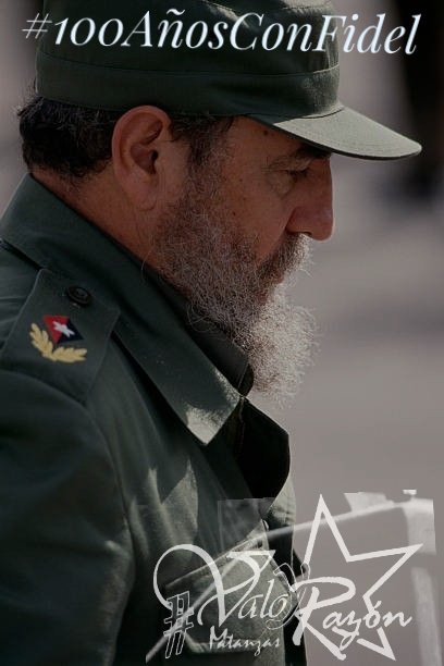 ValorRazon's tweet photo. Martí  enseña: “Mi honda es la de David”, y enfrentó al gigante Goliat.
#Fidel : "El orden mundial existente lo impuso EEUU al final de la Segunda Guerra Mundial, y reservó para sí todos los privilegios"
‼️Nuestra honda es la de David‼️🇨🇺
#ValorYRazón
#CubaVencerá https://t.co/BkiHQ0QUfL