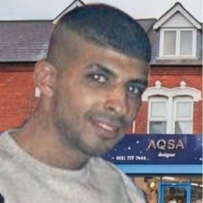 RspctbleFncr's tweet photo. “4 million British Muslims? The East has crossed the seas. The tribes endure. Perhaps England herself has at last remembered the desert.”

“OY OY OY CUZZYYYY 😭😭 kusmeh bro what is man WEARIN ehnit 😭 dressed full sheikh uno 😭”

“Remarkable.” https://t.co/yrBuQzSS1G