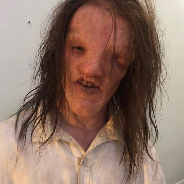 myhairisnasty's tweet photo. agora eu posso falar em paz que sempre achei ela a cara do beau de american horror story https://t.co/8Il7WgwRKB