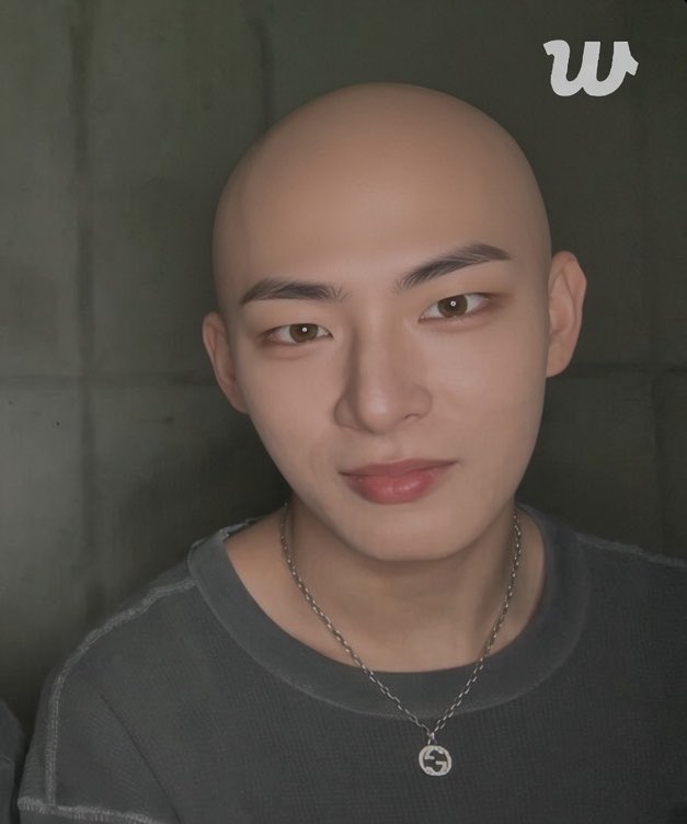 mmxace's tweet photo. bald steven. pwede naman hahaha. 👌 https://t.co/aKFoBC08T3