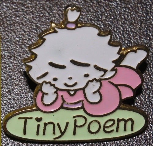 sanriodaily's tweet photo. tiny poem 💫 https://t.co/eo4PEemDe7