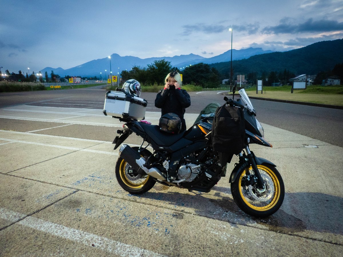 nobuo_fi's tweet photo. 金沢市からの岡谷市泊、車山観光。一日半で604km。雨の関係で復路は遠回りしたけど、良い旅になりました。
ペラペラ後席のR25でも度々タンデムやったもんだけど、一度の走行実績が3倍くらいまで伸びたね。大型ツアラーはすごい。

650ccVツインはどうやら性に合っている。2ヶ月5千kmのカラスちゃん。 https://t.co/L1eht0e2wN