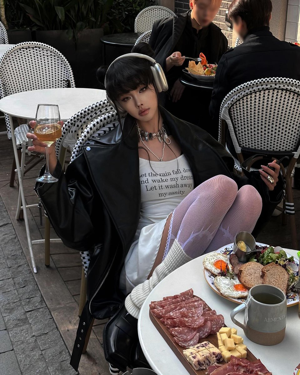 iego_lima's tweet photo. 好きな映画やおすすめのドラマがあったら教えてほしいな。 💯
KMlKz https://t.co/vrWGANyDbA
