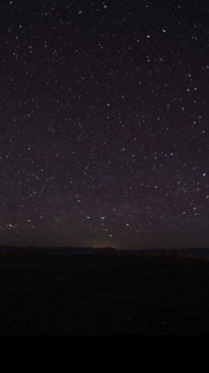 Ruiva_grazy's tweet photo. Tried star trail photography in the Arizona desert at 5 AM. At 28°F, it took plenty of trial and error with frozen fingers, but I’m still stoked. Every missed frame is another reason to try again—just warmer next time. https://t.co/JLAT4HYb4s