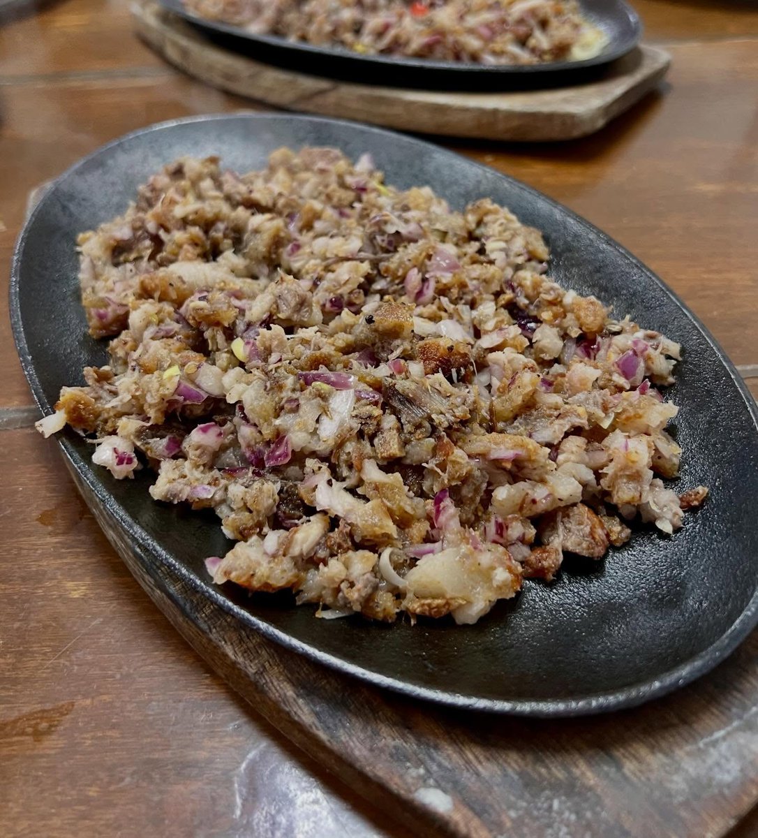 KarlaSkate99's tweet photo. Sisig and tokwa: the perfect savory combo. https://t.co/C1YVBOMCAA