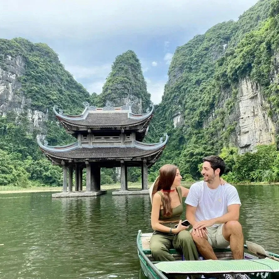joe_cepeda's tweet photo. Explore Vietnam’s top ecotourism destinations: Pu Luong, Cuc Phuong, Phong Nha–Ke Bang, Trang An, Cat Ba Island, Can Gio, and Ba Be Lake. https://t.co/uZNEfeNMA1