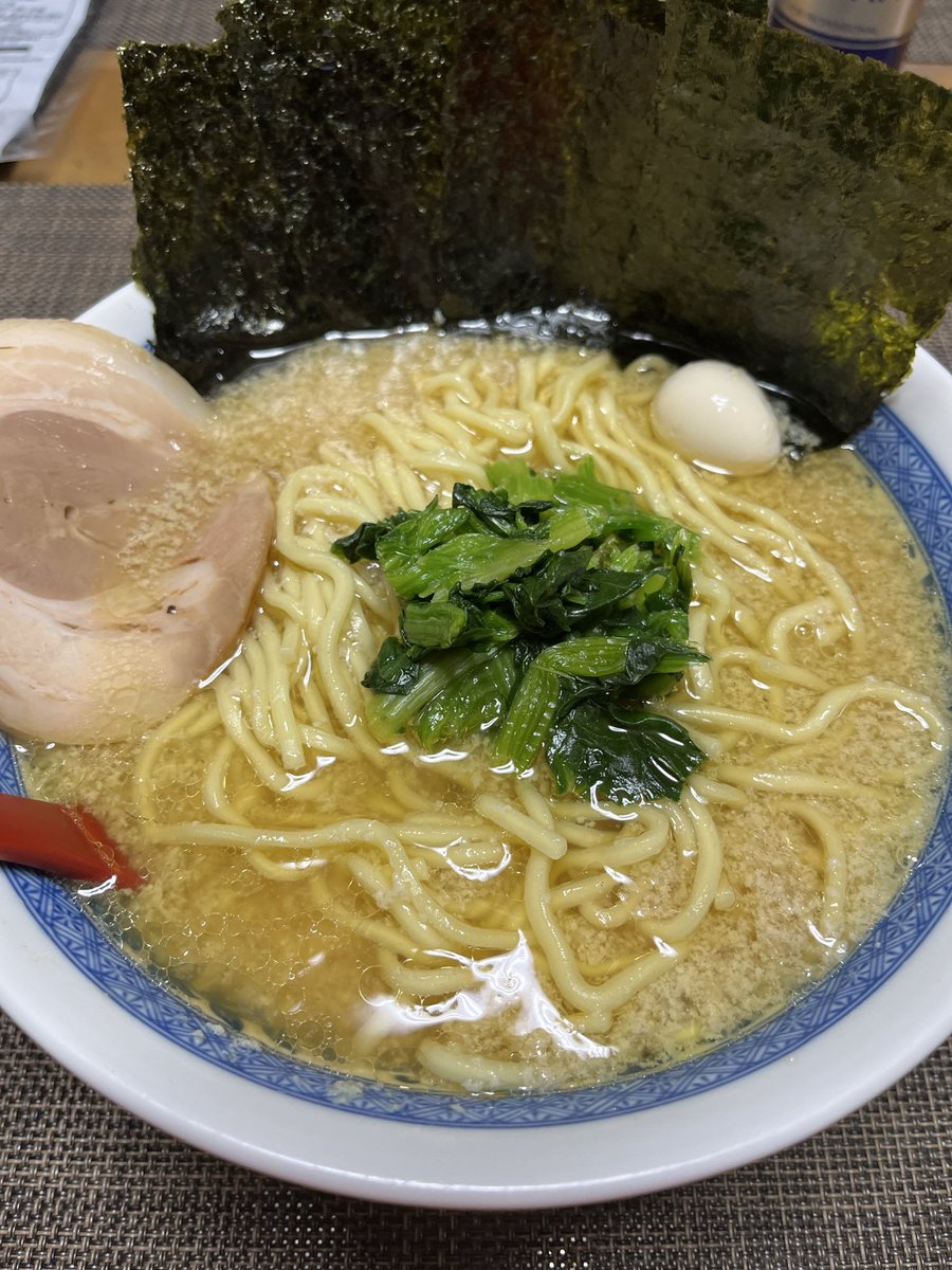 kaga_union's tweet photo. スープから作った自家製家系ラーメン完成

これがホントの家系ラーメンってな！！！ガハハ！ https://t.co/x4Ow0pm5kK