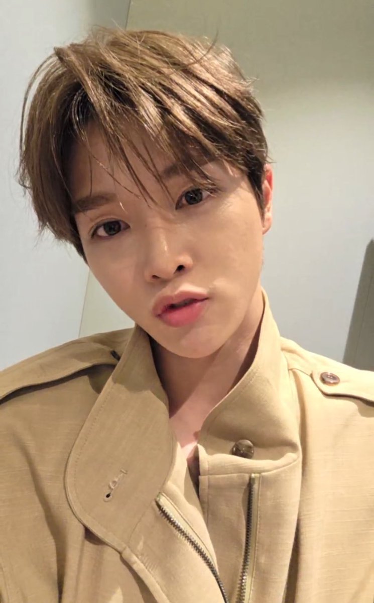 chhchhiioo's tweet photo. 아 진ㅉ 너무 기여워으응……….ㅜㅜㅜㅜ https://t.co/gHV6dOy5ed