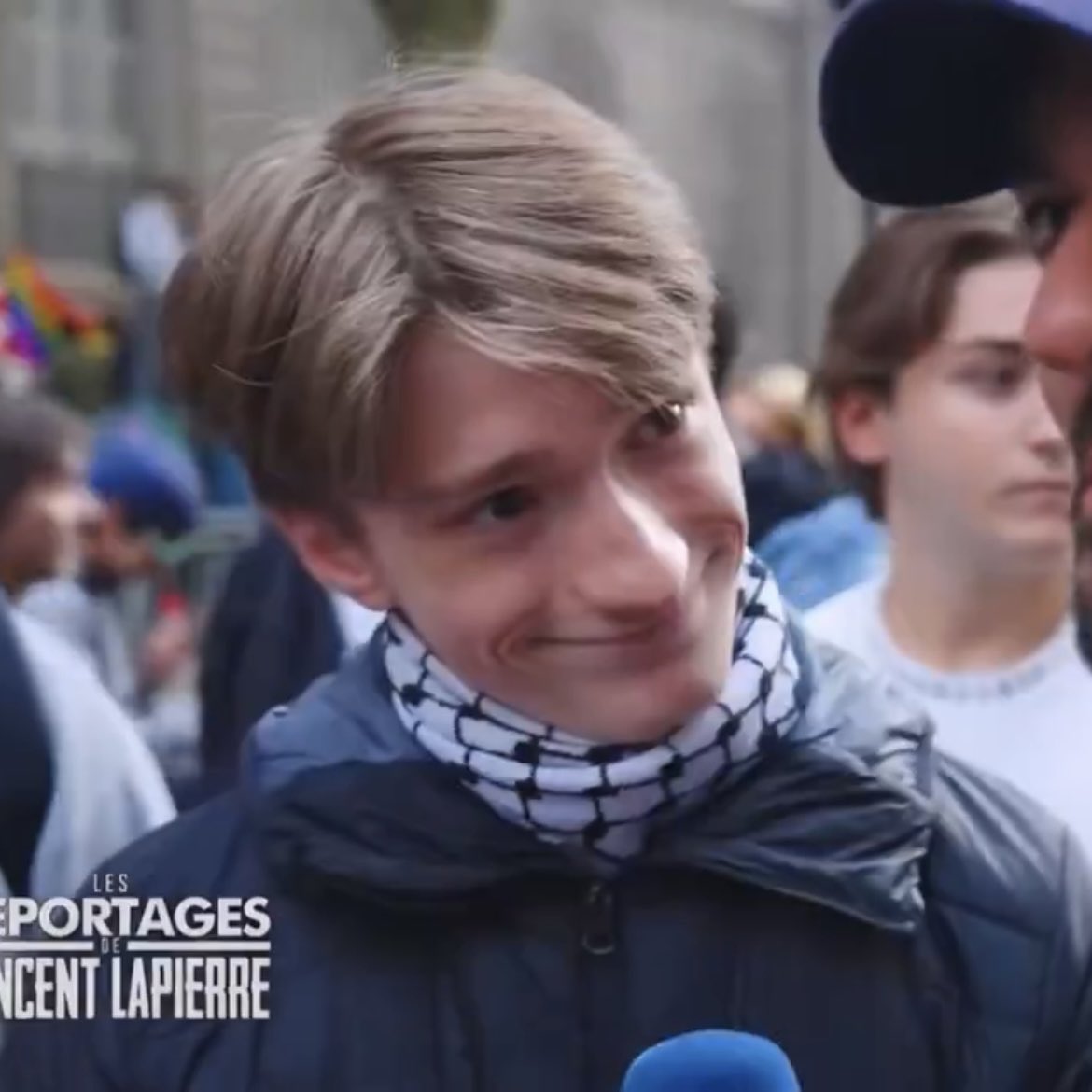 joachlux's tweet photo. Vous êtes pas d’accord Monsieur Lapierre ? https://t.co/UeCU9mztzC
