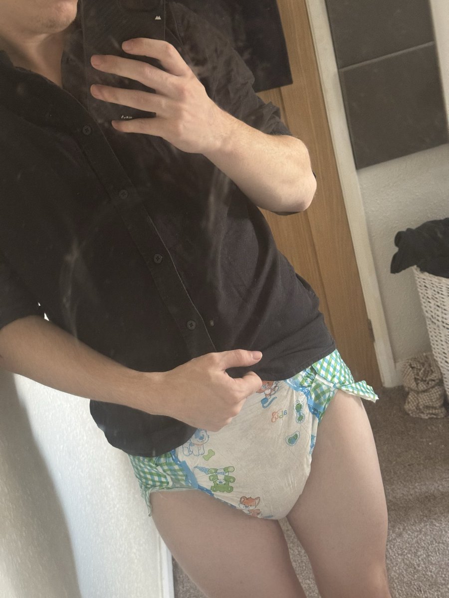 LittleRaf04 tweet picture