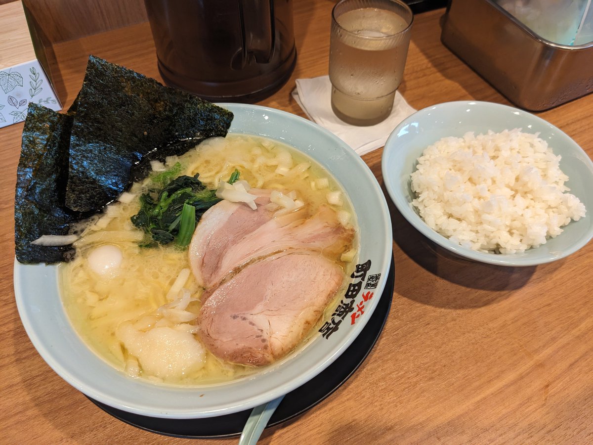 UJIARMy's tweet photo. 久しぶりの町田商店 #menban https://t.co/CRdhGGn1Mh