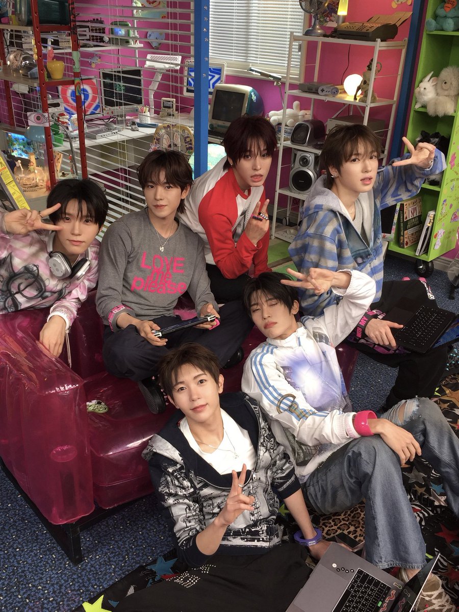 dsrrr2123's tweet photo. @mnetplus_og 엔시티위시!! https://t.co/C5dY94hzWw