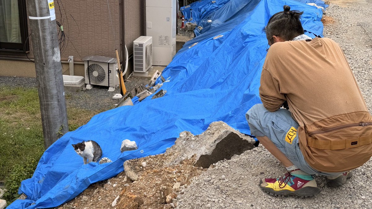 jishuren_kuma's tweet photo. 【募集】
2026年10月9､10､11日（金､土､日）9時〜17時
熊本県 #宇城市松橋 ､＃氷川町 にて、2026年7月28日に発生した熊本地震で被災したお宅の片付けをお手伝いします

下記フォームよりお申し込み下さい
https://t.co/6Wj7c594tn
よろしくお願い致します！

#令和8年熊本地震 #幡再 #九州自主練 https://t.co/bCn0AfFp6r