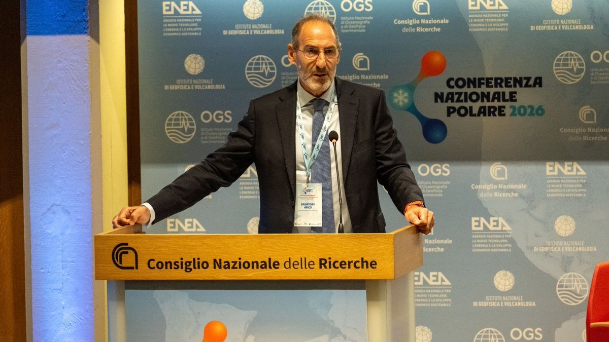 CNRsocial_'s tweet photo. #5ottobre #CNP2026 #day1 
'La #ScienzaPolare nel contesto globale'
@SalvatoreArico_ @ISC
Camilla Brekke #NPI 
Narelle van der Wel @WMO
Gary Wilson @SCAR_Tweets

---
@ENEAOfficial @INGV_press @OGS_IT 
@CNRDTA @cnrisp https://t.co/y3uIRs6Cdv