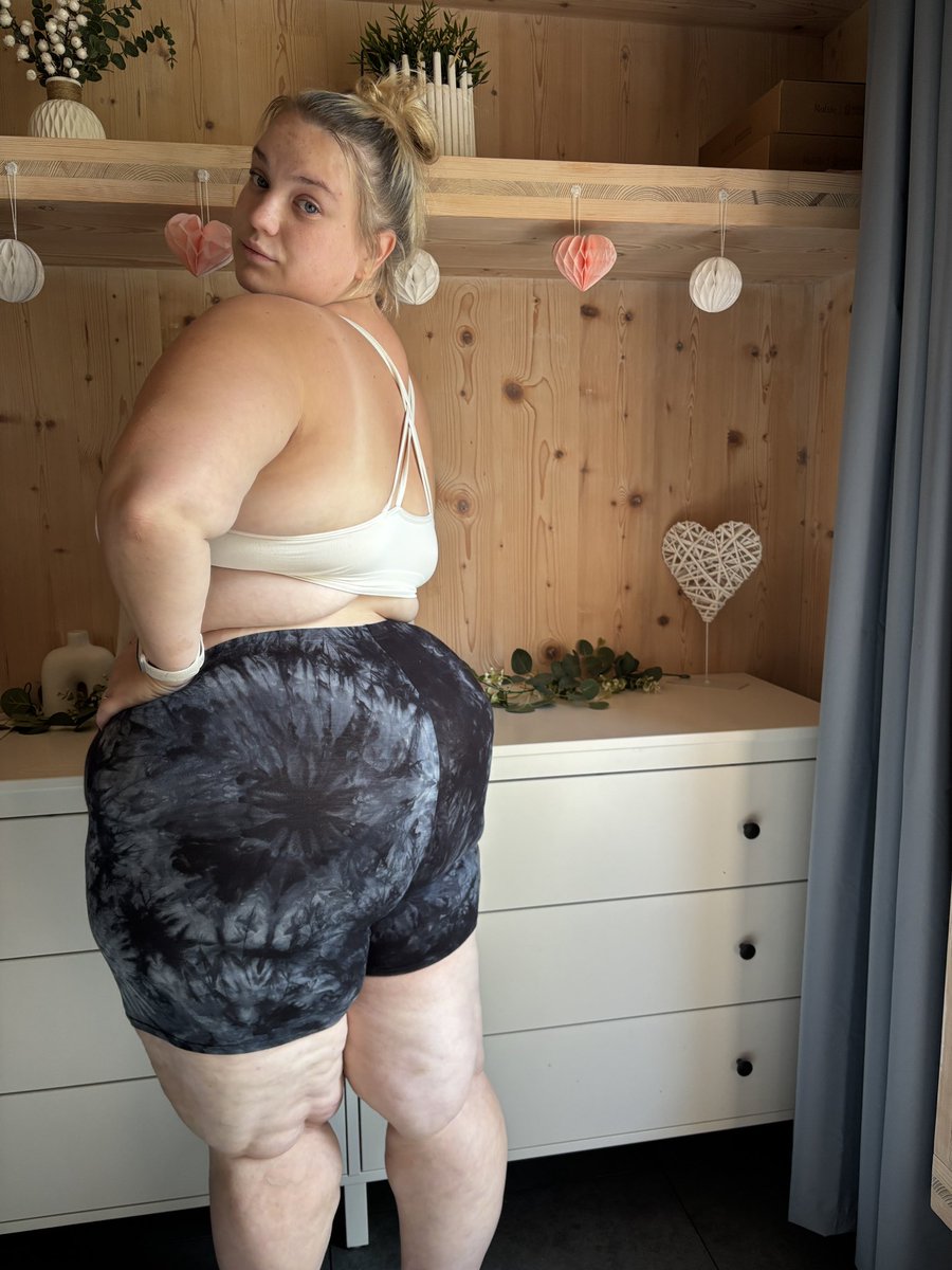BootyassGirl's tweet photo. 🍑😇😋 https://t.co/qanwL4RPNb