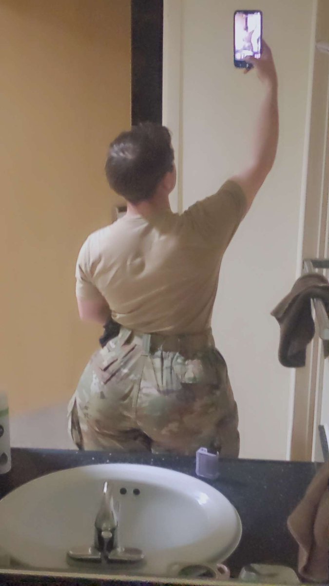 CielInryoku's tweet photo. Yep, more Army boy pics because im unoriginal~ https://t.co/Jk6RlBcRhL