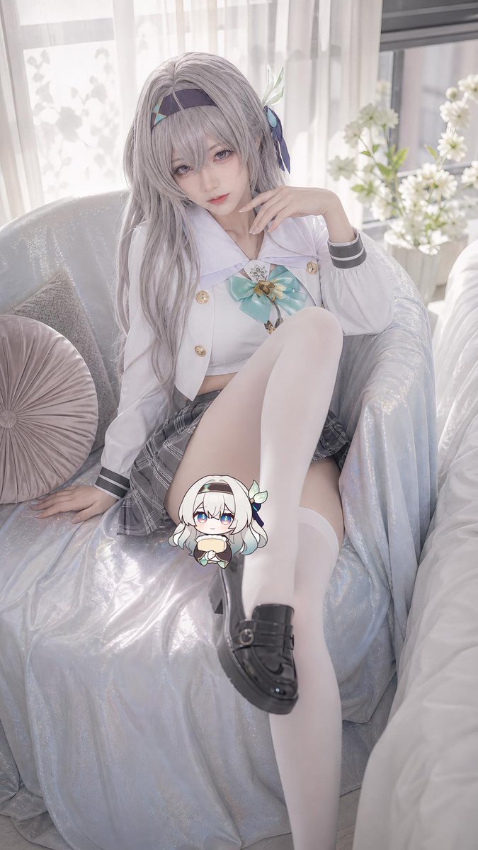 ItsMell326821's tweet photo. 牢萤其实一直很会装嫩

#流萤 #崩坏星穹铁道 #二次元 #流萤cos #崩铁P https://t.co/ef2j2hh8MI
