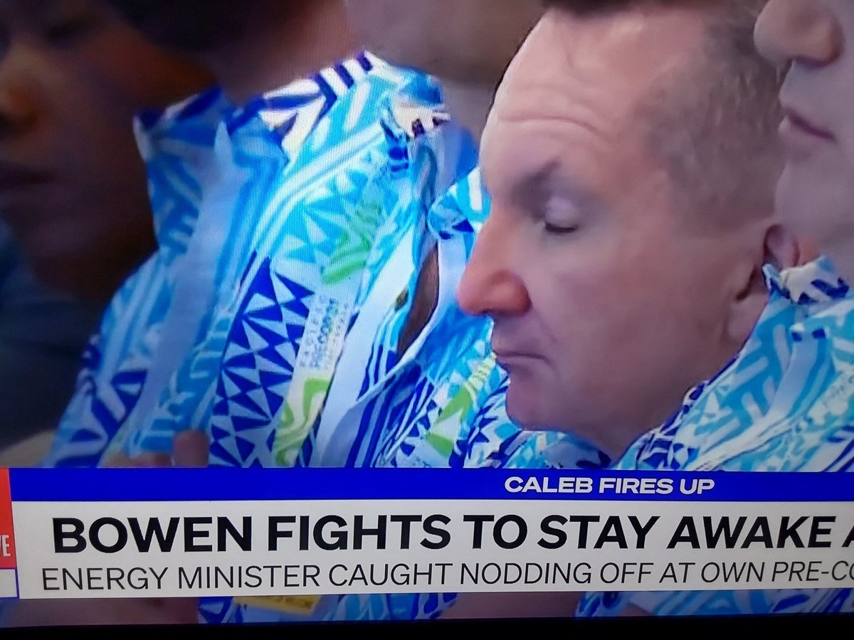 Matt_Camenzuli's tweet photo. Bowen wastes a fortune on a giant bedroom for himself in Fiji and nobody of any note bothered showing up.

This man is asleep at the wheel.

We have to get him out of Parliament. https://t.co/EWMKxDzEAt