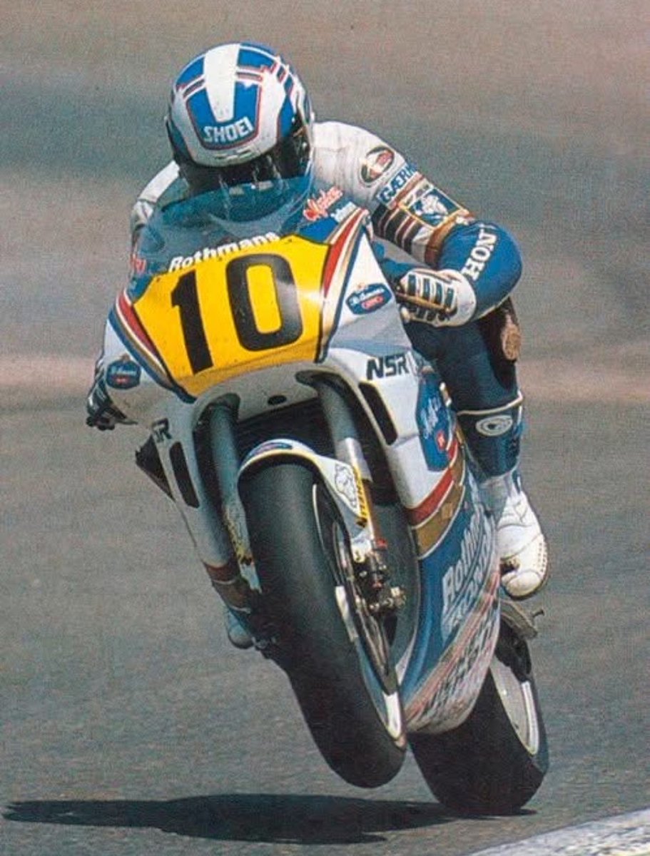 yazz369's tweet photo. 1990
WGP 500cc class
WAYNE GARDNER
RIDE NSR500(90NV0H)〜♪( ´θ｀)ノ https://t.co/SFAuJDaCy4